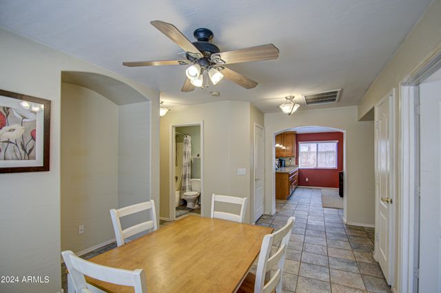 10109 E OBISPO Avenue, Mesa, AZ 85212
