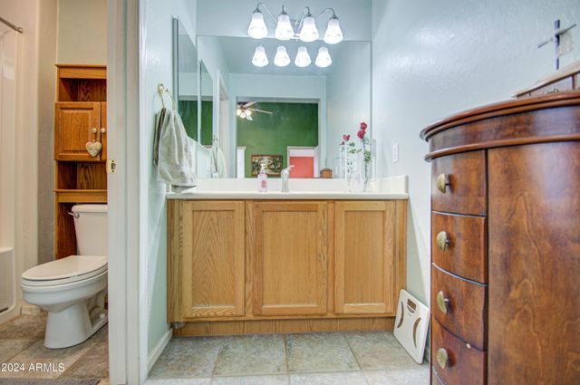 10109 E OBISPO Avenue, Mesa, AZ 85212
