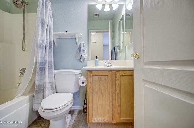 10109 E OBISPO Avenue, Mesa, AZ 85212