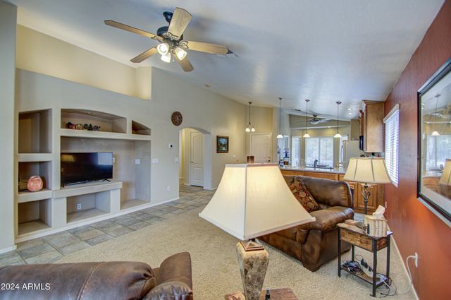 10109 E OBISPO Avenue, Mesa, AZ 85212