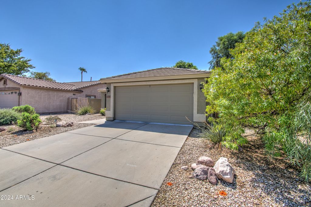 10109 E OBISPO Avenue, Mesa, AZ 85212 — photo 4