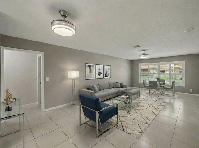 4500 Ficus Tree Road, Boynton Beach, FL 33436