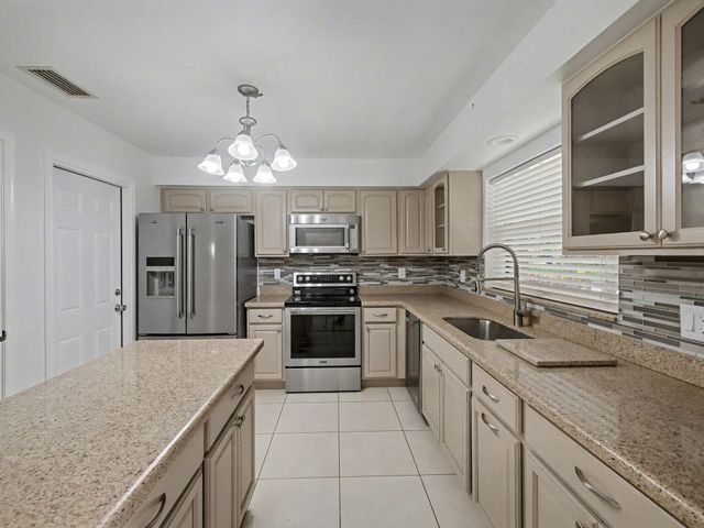 4500 Ficus Tree Road, Boynton Beach, FL 33436