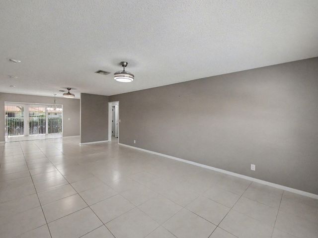 4500 Ficus Tree Road, Boynton Beach, FL 33436