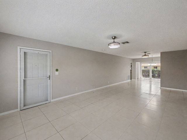 4500 Ficus Tree Road, Boynton Beach, FL 33436