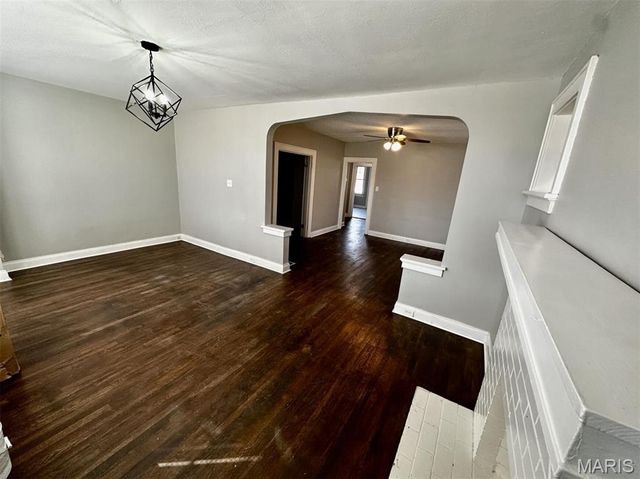 5901 S Kingshighway Boulevard, St Louis, MO 63109