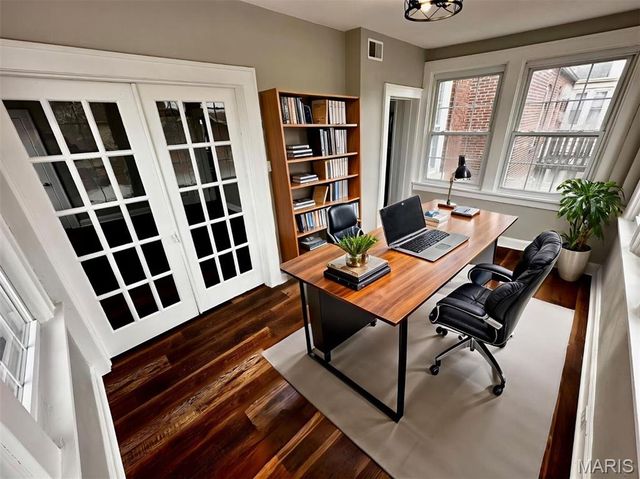 5901 S Kingshighway Boulevard, St Louis, MO 63109