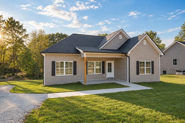 1264 Old County House Rd, Charlotte, TN 37036