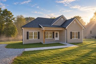 1264 Old County House Rd, Charlotte, TN 37036