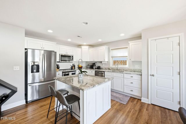 205 Addie Marie Drive, Jonesborough, TN 37659