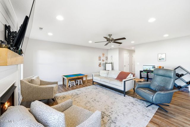 205 Addie Marie Drive, Jonesborough, TN 37659