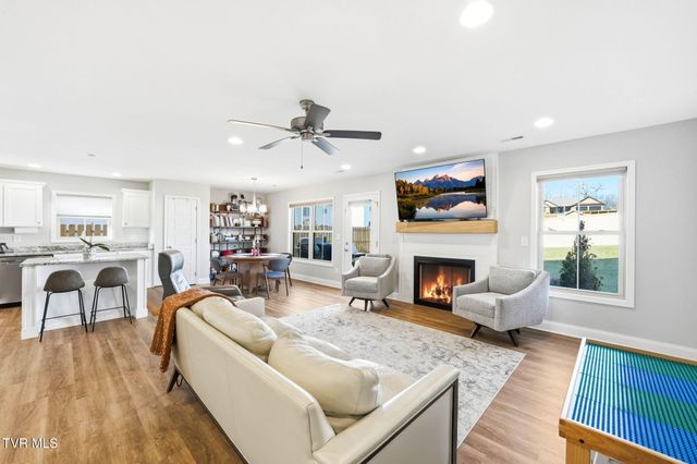 205 Addie Marie Drive, Jonesborough, TN 37659