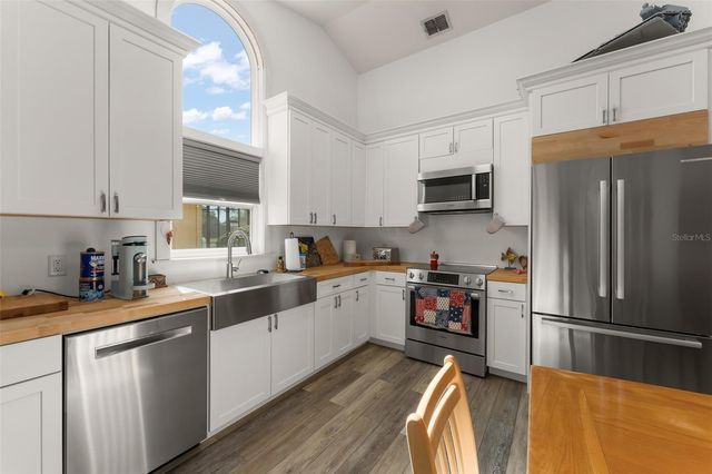 14050 FAIRWAY WILLOW LANE, Winter Garden, FL 34787