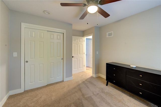 9927 N Harrison Drive, Kansas City, MO 64155