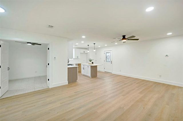 12930 Segrest Drive, Houston, TX 77047