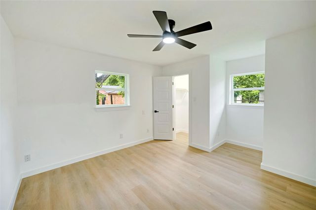 12930 Segrest Drive, Houston, TX 77047