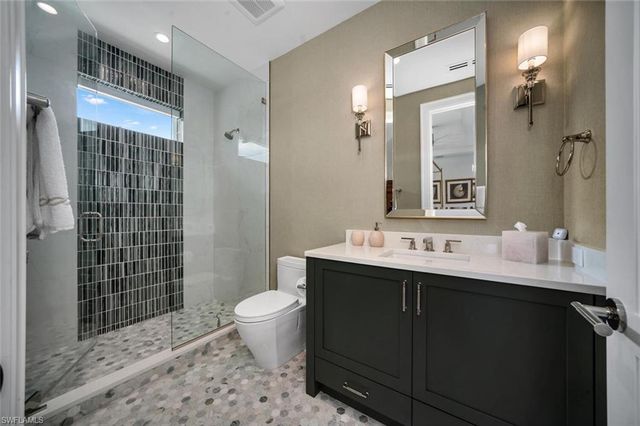 330 Broad AVE N, Naples, FL 34102