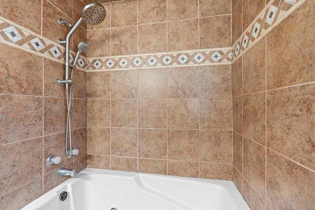 2466 PECAN STREET, Green Bay, WI 54311