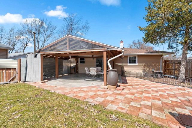 2466 PECAN STREET, Green Bay, WI 54311