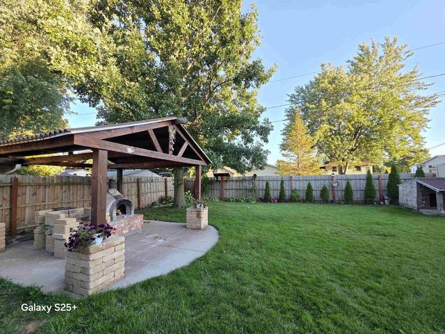 2466 PECAN STREET, Green Bay, WI 54311