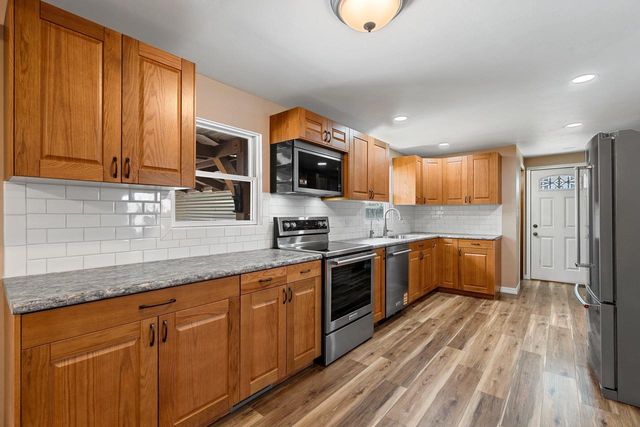 2466 PECAN STREET, Green Bay, WI 54311