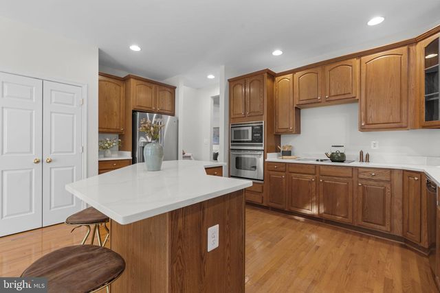 8022 HIGH CASTLE RD, Ellicott City, MD 21043