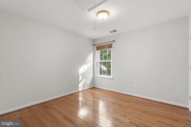 8022 HIGH CASTLE RD, Ellicott City, MD 21043