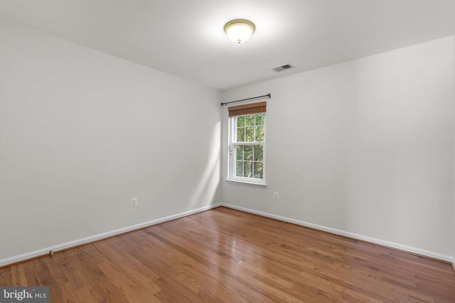 8022 HIGH CASTLE RD, Ellicott City, MD 21043
