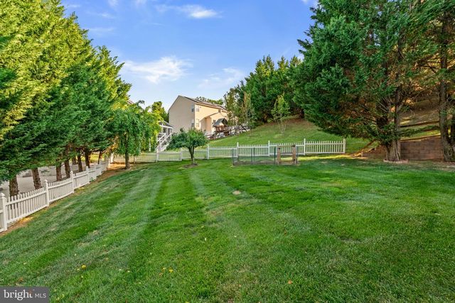 8022 HIGH CASTLE RD, Ellicott City, MD 21043