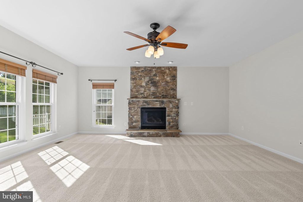 Image 22 of property listing at 8022 HIGH CASTLE RD, Ellicott City, MD 21043