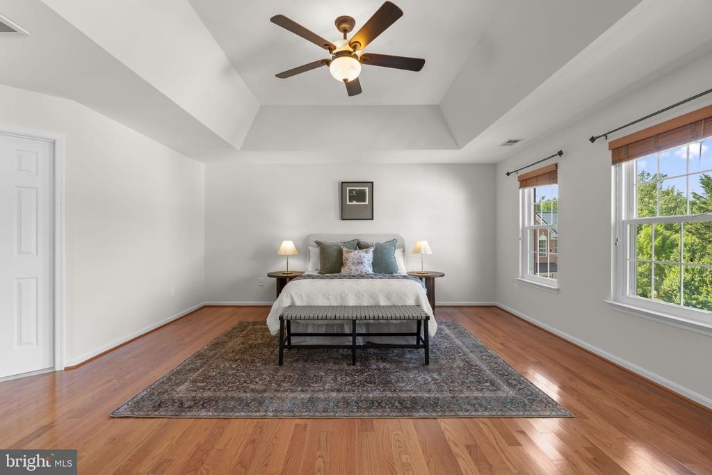 Image 28 of property listing at 8022 HIGH CASTLE RD, Ellicott City, MD 21043