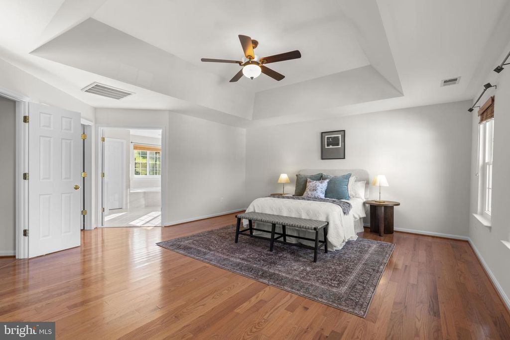 Image 29 of property listing at 8022 HIGH CASTLE RD, Ellicott City, MD 21043