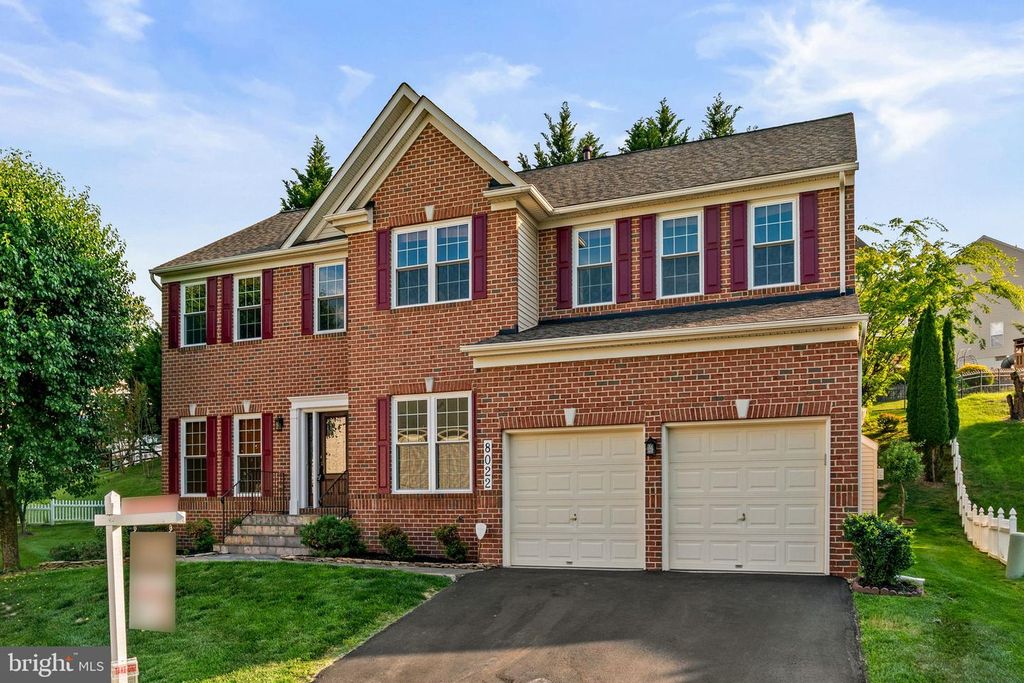 Image 70 of property listing at 8022 HIGH CASTLE RD, Ellicott City, MD 21043