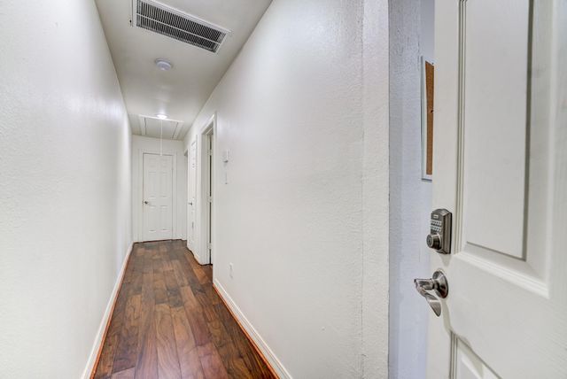 2720 Truxillo Street 4, Houston, TX 77004