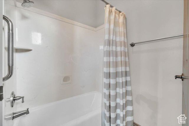 1319 W RED BUTTE DR, Washington, UT 84780