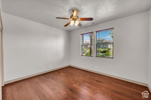 1319 W RED BUTTE DR, Washington, UT 84780