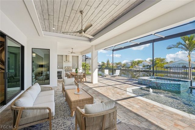 4127 Oasis BLVD, Cape Coral, FL 33914