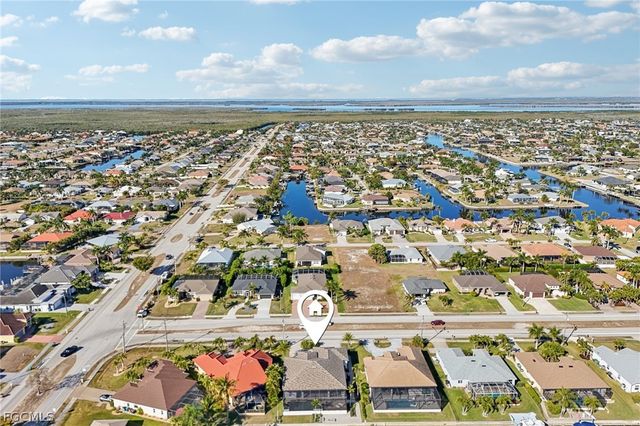4127 Oasis BLVD, Cape Coral, FL 33914