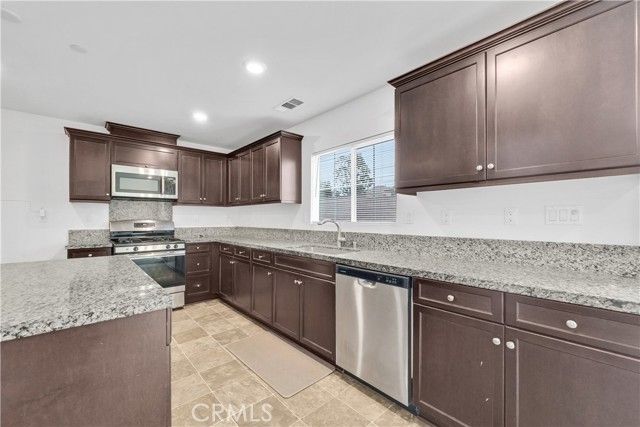 6335 Casey, Fontana, CA 92336