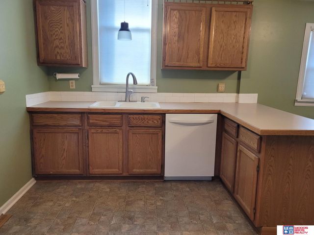 807 N 2nd Street, Seward, NE 68434