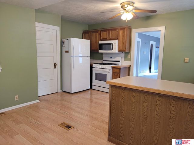 807 N 2nd Street, Seward, NE 68434