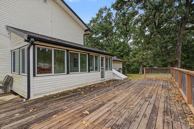 1511 E Groves Drive, Ozark, MO 65721