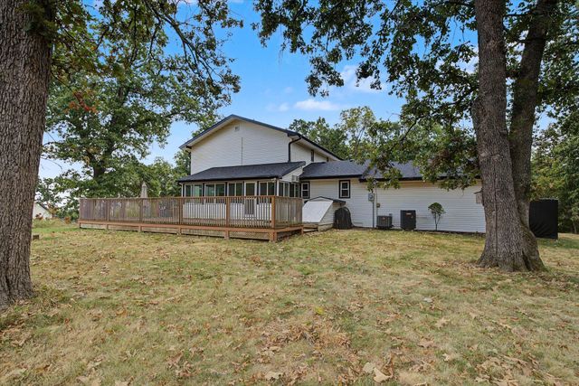 1511 E Groves Drive, Ozark, MO 65721