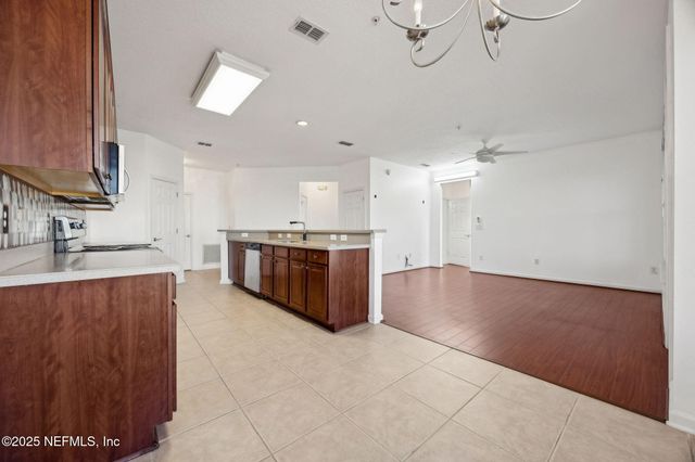 13364 BEACH Boulevard 436, Jacksonville, FL 32224