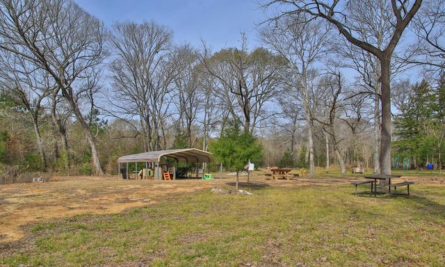 495 Pinecrest Drive, Point Blank, TX 77364