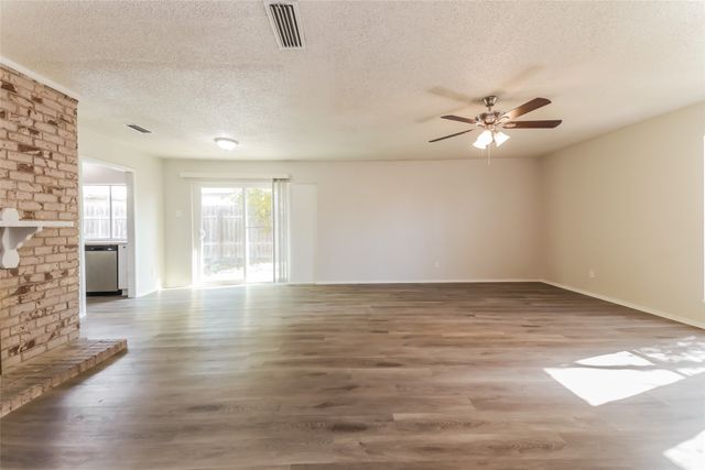 5037 Collingwood Drive, Garland, TX 75043