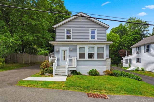 18 Saint Joseph Place, New Windsor, NY 12553