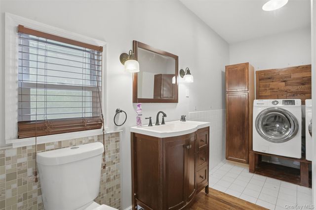 18 Saint Joseph Place, New Windsor, NY 12553