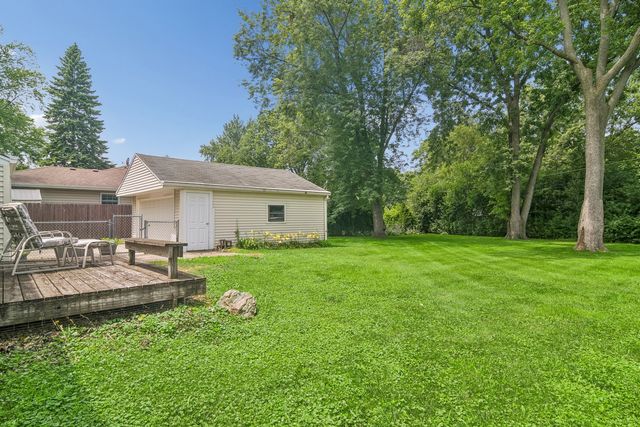2102 George Street, Rolling Meadows, IL 60008