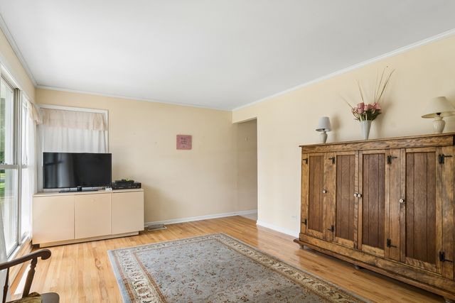 2102 George Street, Rolling Meadows, IL 60008